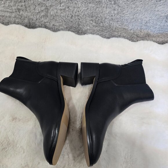 J. Crew Factory Chelsea Boot Women's Black Faux Leather CA774 NEW Size 7, 10 - Picture 10 of 11